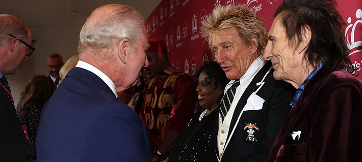Video | Rod Stewart felicita al rey Carlos III por "poner en su sitio" a Trump en su reciente visita a EE.UU.: "Magnífico"