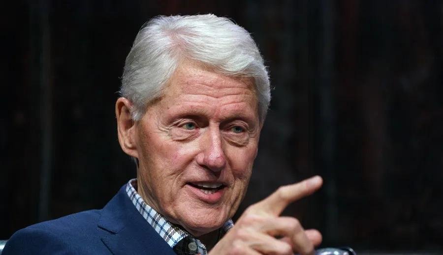 Bill Clinton: "No tenía idea de los crímenes de Epstein; lo habría denunciado yo mismo"