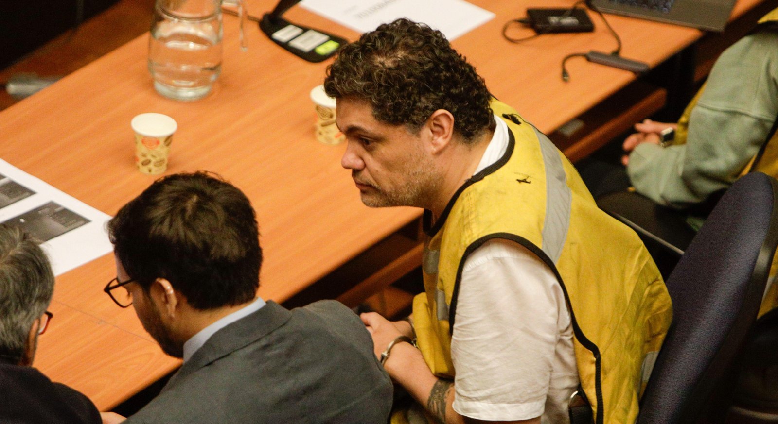 “Les pido respeto”: Las primeras declaraciones de Larraín tras quedar con arraigo nacional en el Caso ProCultura