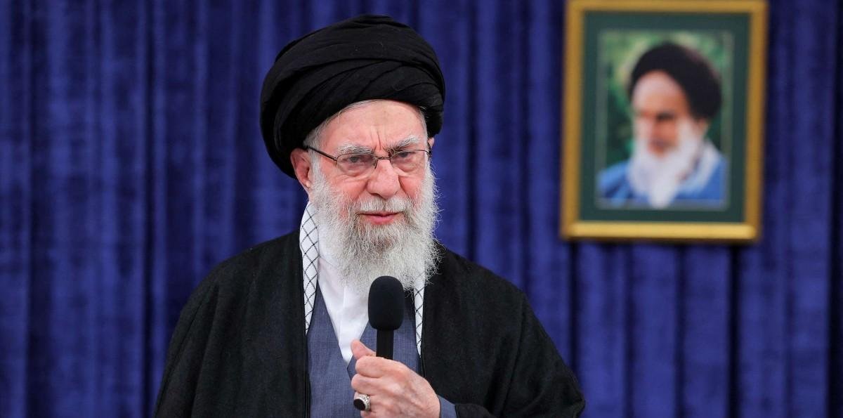 Irán confirma la muerte del líder supremo Alí Jamenei