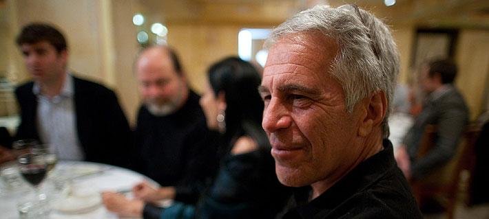 Epstein se hizo pruebas genéticas buscando regenerar su cuerpo