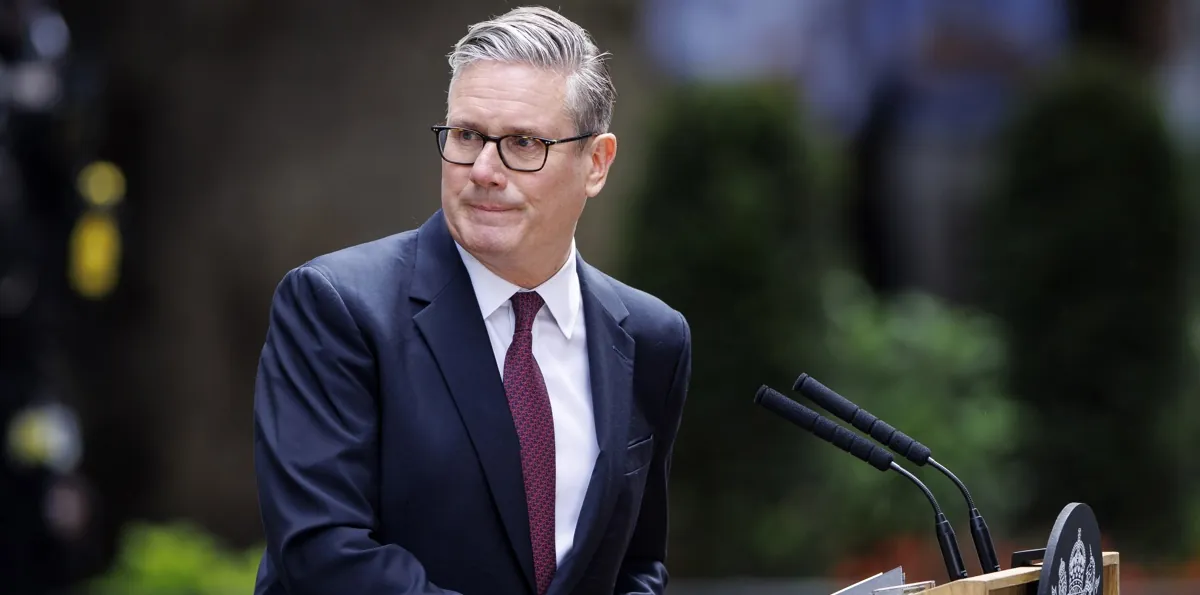 El primer ministro británico, Keir Starmer, anuncia su dimisión