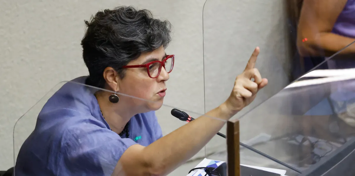Senadora Pascual: Espero que el Ejecutivo deje de tratar con prepotencia al Parlamento