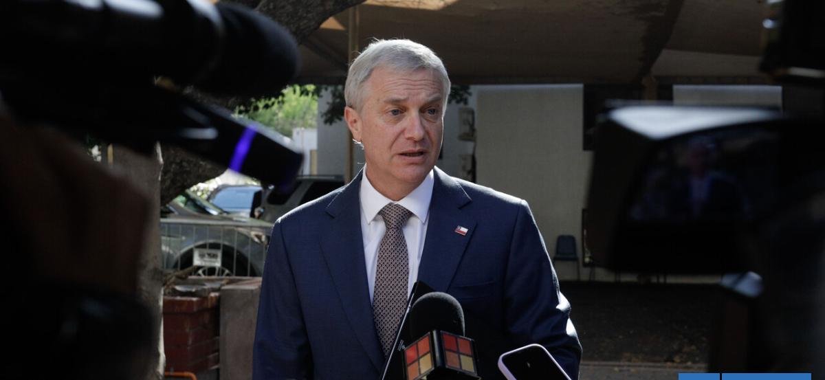 Kast por tensión con EEUU: "Hay muchas situaciones que hay que ir aclarando"