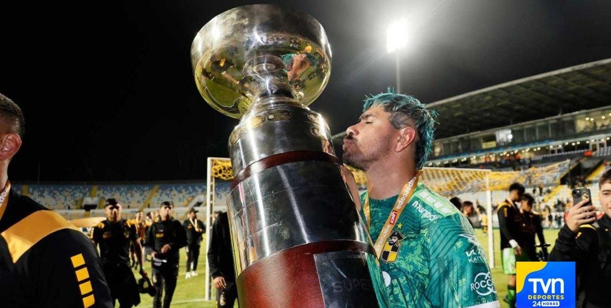 Dio la vuelta al mundo: La locura del "Mono" Sánchez que le dio la Supercopa a Coquimbo Unido