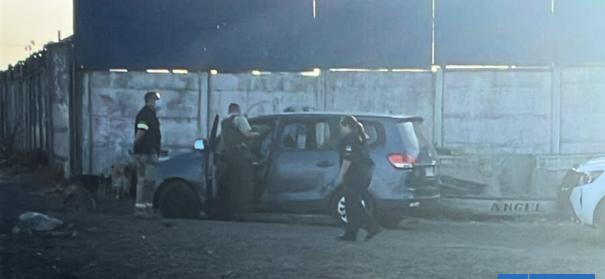 Encuentran a hombre de 36 años muerto al interior de un vehículo en Caleta Lo Rojas de Coronel