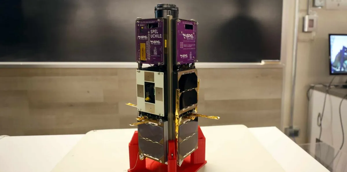 Chile lanza con éxito el nanosatélite SUCHAI-4: Dispositivo probará comunicaciones láser desde el espacio