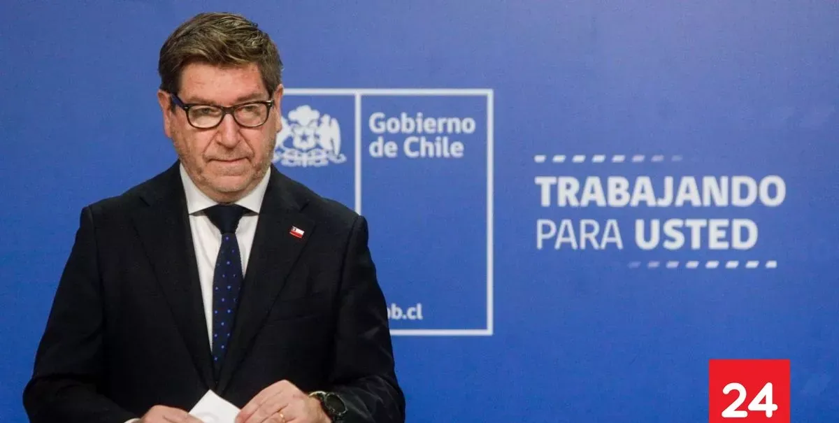 Biministro Mas reacciona ante nueva caída del Imacec: "Recibimos una economía estancada y golpeada"