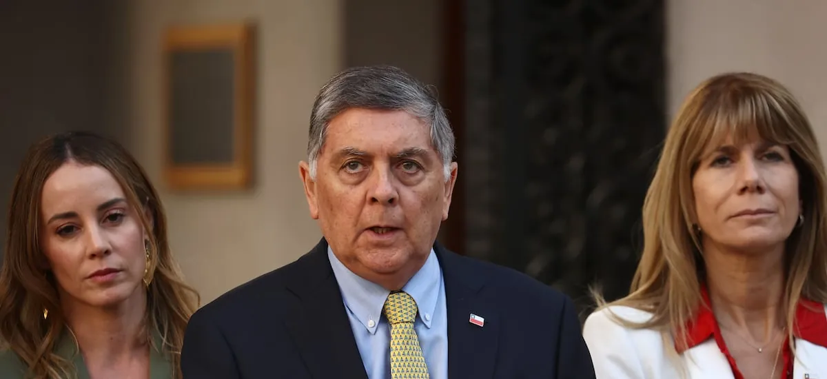 Alvarado responde cuestionamientos de Núñez sobre manejo comunicacional: “Este es un gobierno que no se desordena”