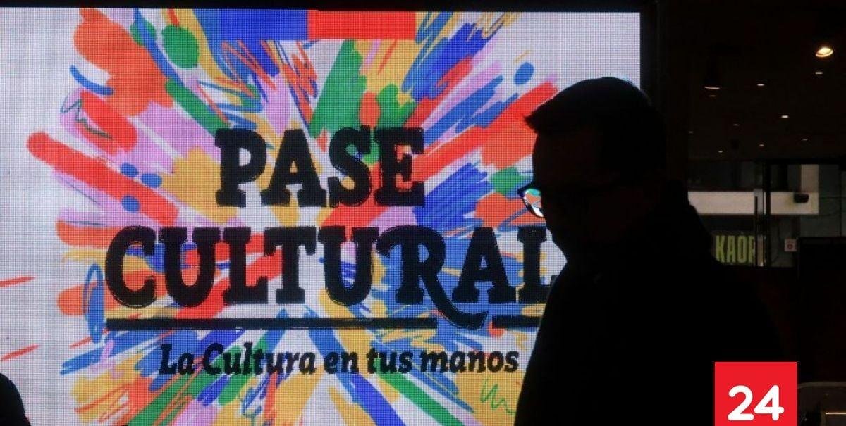 Futuro ministro de las Culturas anuncia suspensión del Pase Cultural por supuesto uso fraudulento