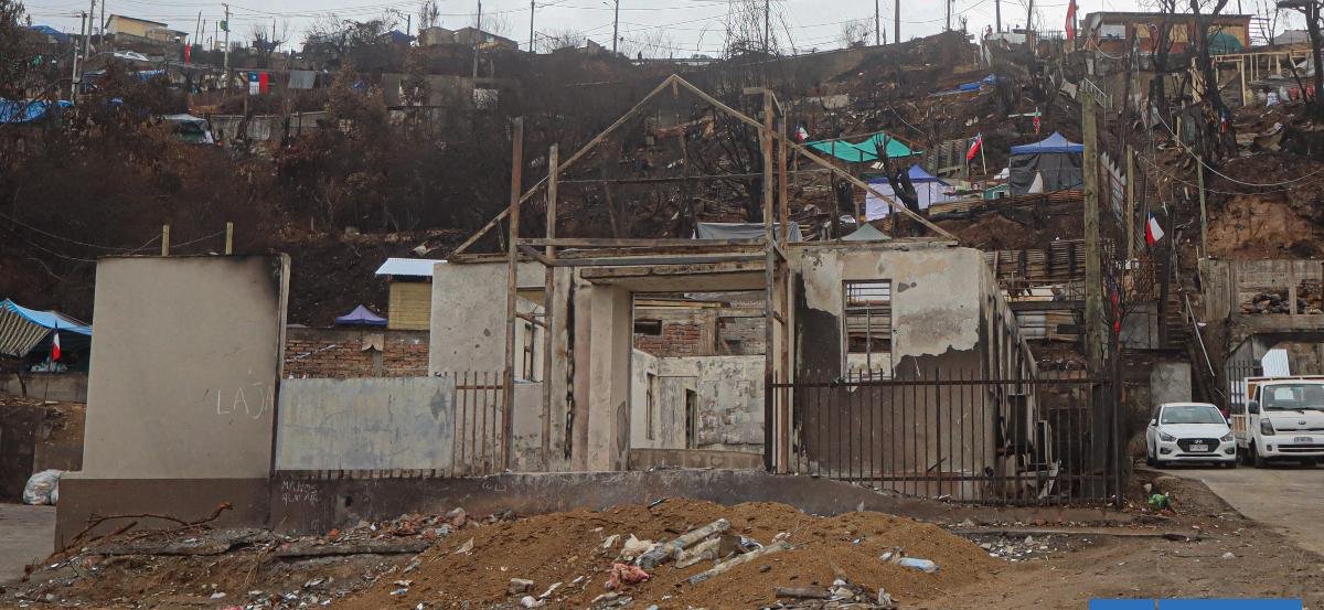 Viviendas, vehículos y otros bienes: Aseguradoras reportan a CMF siniestros relacionados a incendios