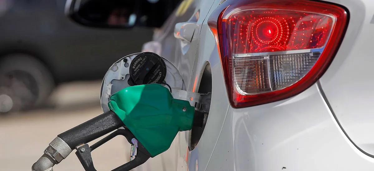 Gobierno ingresa proyecto con medidas paliativas por alza de combustibles y ven efecto fiscal casi neutro