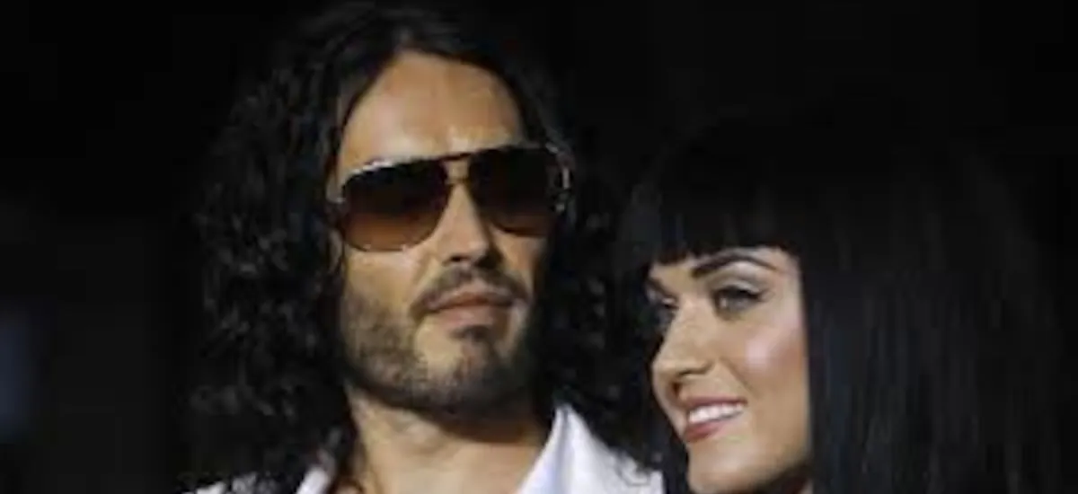 Exesposo de Katy Perry reconoció haber tenido relaciones sexuales con adolescente de 16 años: él tenía 30