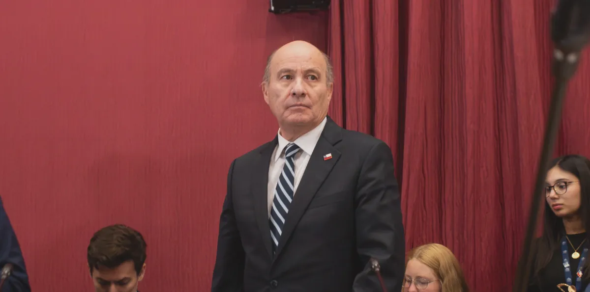 Acusan “traición” de Quiroz: senadores PPD bajan acuerdo por megarreforma tras nueva rebaja a impuesto corporativo