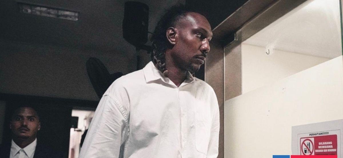 Basquetbolista salva de pena de muerte por porte de cannabis y relata calvario en cárcel de Indonesia