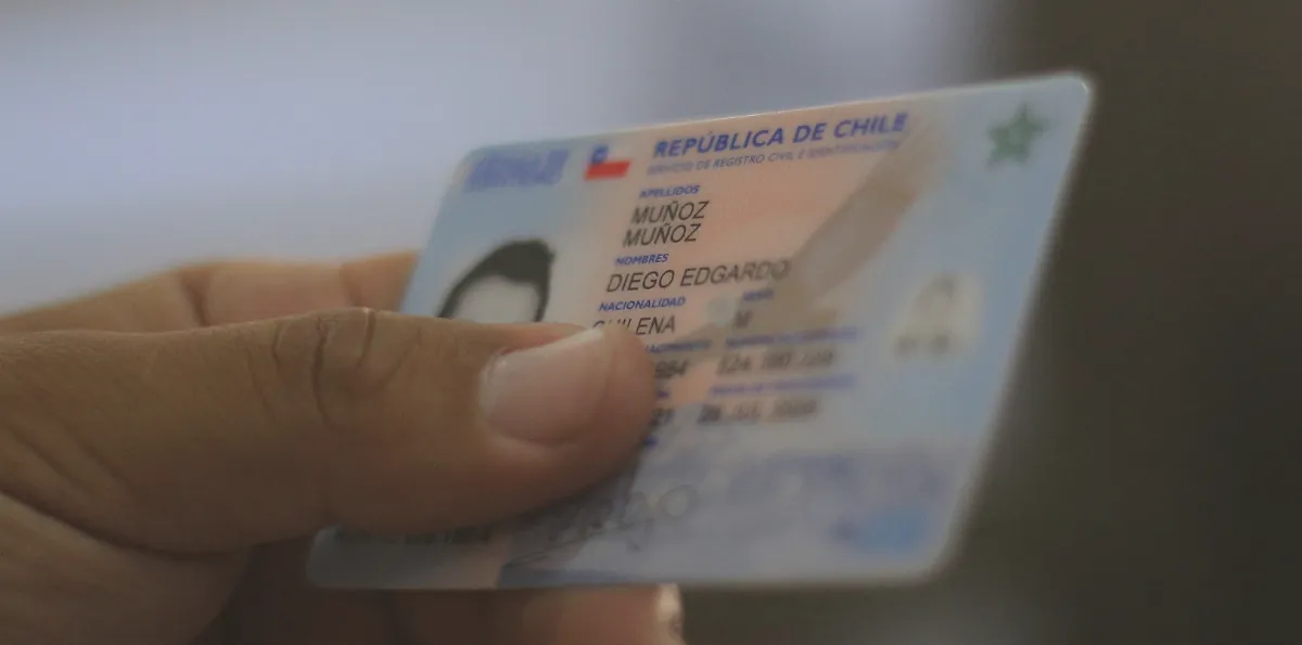 Contraloría advierte entrega irregular de cédulas de identidad a extranjeros en O’Higgins