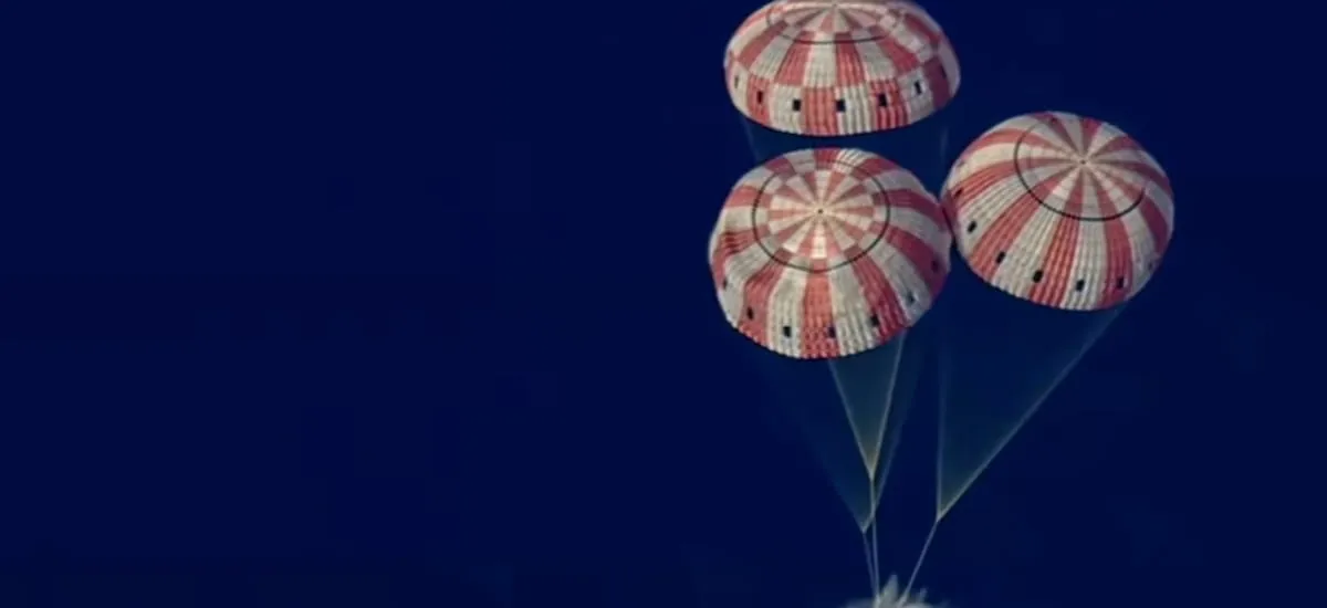 Artemis II ameriza en la costa de California tras un viaje histórico a la órbita de la Luna - La Tercera