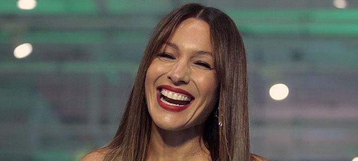 Carolina "Pampita" Ardohain dejó la casa que fue robada por chilenos y ahora vive en un "petit hotel" de 983 metros cuadrados