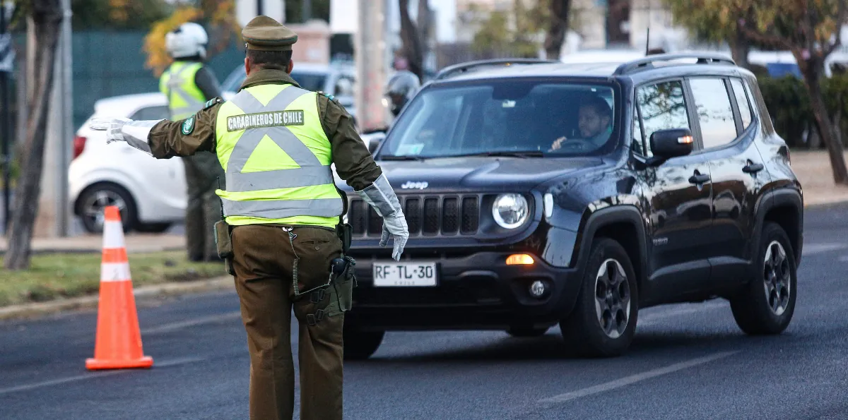Las patentes que no pueden circular en la RM este miércoles 22 de julio por la restricción vehicular