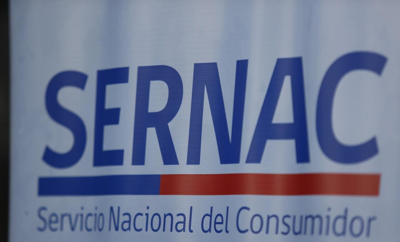 Sernac denuncia a supuesta tienda de cuchillos por posible estafa: No entrega productos ni responde a reclamos
