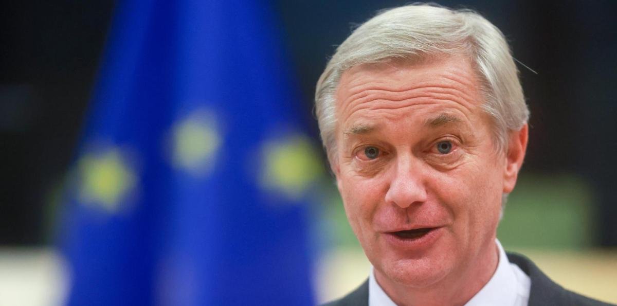 Kast espera que su visita a Europa implique "intercambios positivos para nuestra nación"
