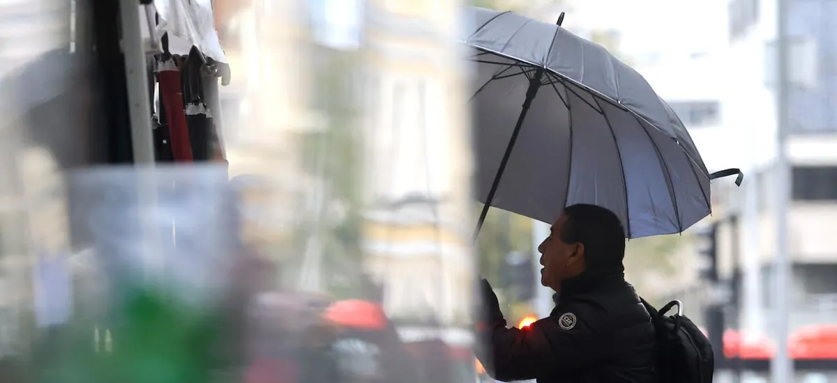 Senapred declara alerta preventiva por probables tormentas eléctricas y riesgo de deslizamientos por las lluvias