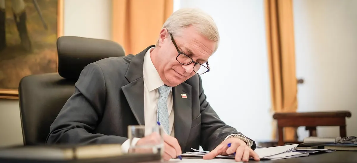 Un máximo de casi $10 millones mensuales: aclaran cómo se fija el tope de sueldo de los asesores del Presidente