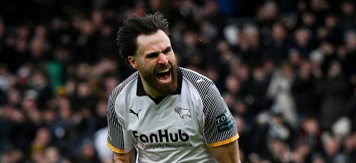 Ben Brereton vuelve al gol y lidera la remontada del Derby County ante Blackburn Rovers