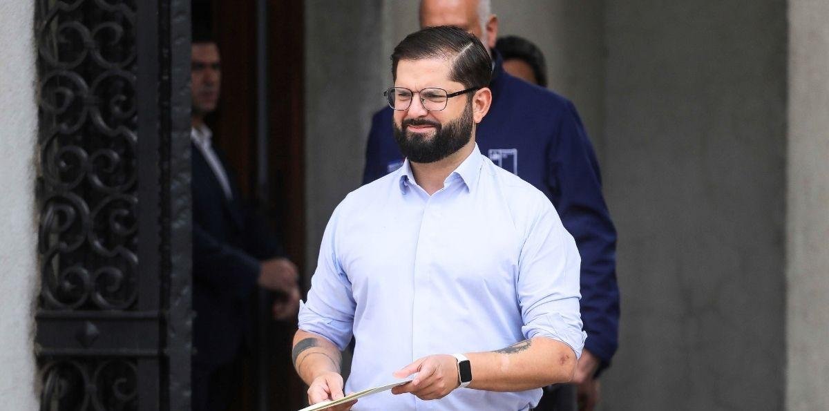 Boric y su mundo paralelo | Por Juan José Santa Cruz