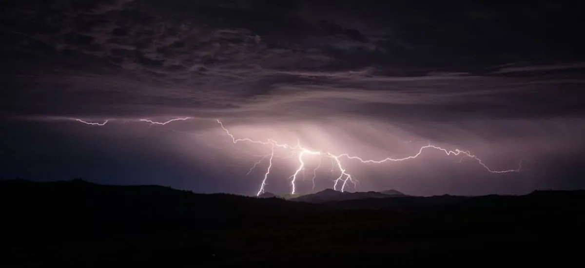 Tormentas eléctricas y lluvia: revisa las regiones de la zona central afectadas