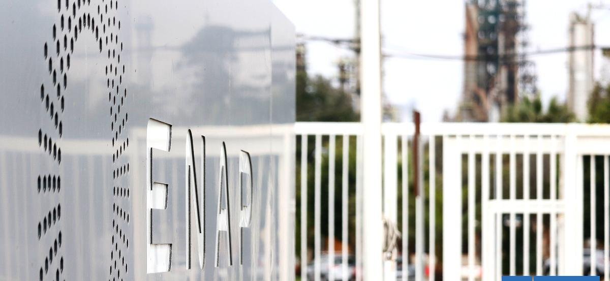 Una "estatal eficiente": Enap reporta "resultados históricos", duplicación de utilidades y menor deuda
