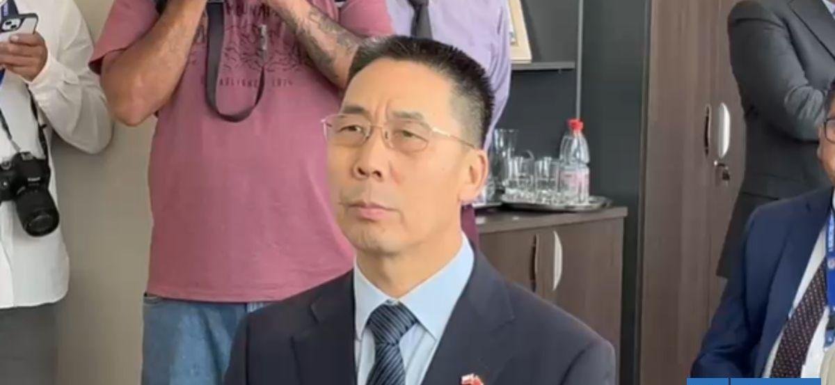 Embajador de China: Cable submarino "consolida liderazgo de Chile" y "no supone riesgo de seguridad"