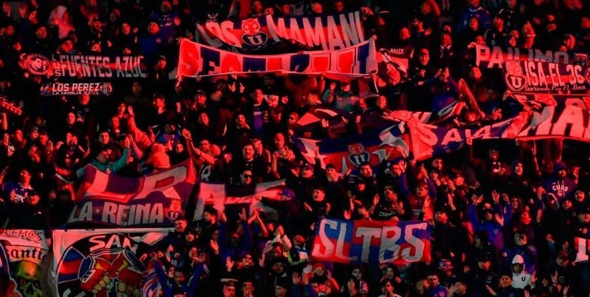 Brutal golpiza a hinchas de la U: gobierno argentino pide "expulsión y prohibición de ingreso de violentos extranjeros"