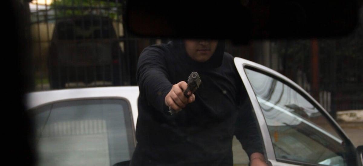 Fiscalía reporta que en 2025 se registró la cifra más baja en seis años de robo violento de vehículos
