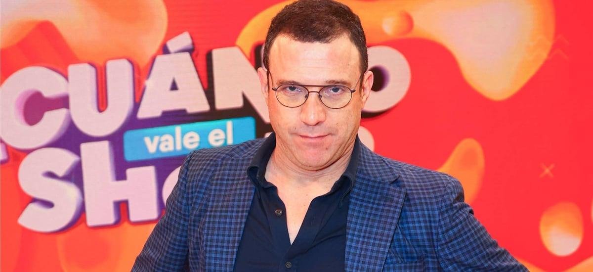 ¿Se va de Chilevisión?: aseguran que Julián Elfenbein es seguido de cerca por otro canal