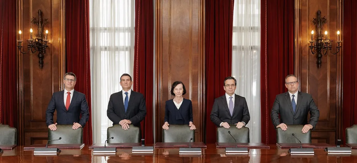 Banco Central mantiene la tasa de interés en 4,5% y no descarta prolongación de la debilidad de la economía hacia 2027