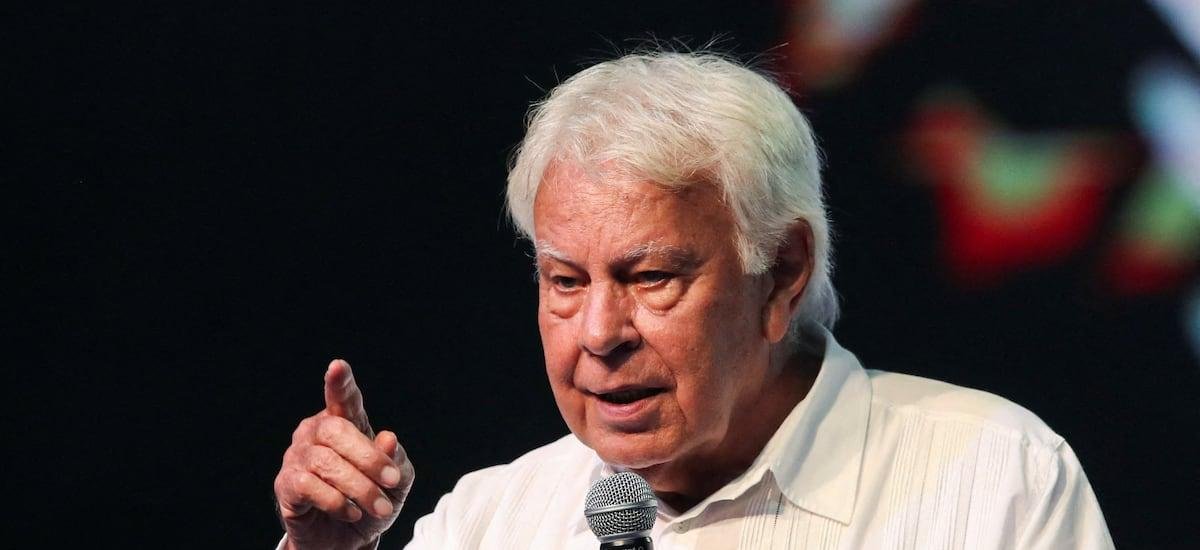 Felipe González reprocha falta total de autocrítica del PSOE tras derrotas electorales y dice que votará en blanco en las generales