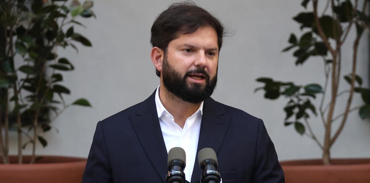 Boric iniciará marzo en Juan Fernández, donde inaugurará el año escolar