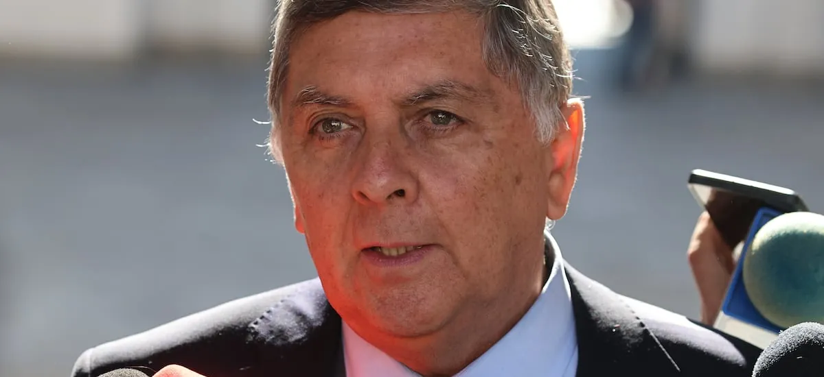 Alvarado defiende labor de Steinert en el gobierno tras dictamen de Contraloría y pide al oficialismo tener sus discusiones “puertas adentro”
