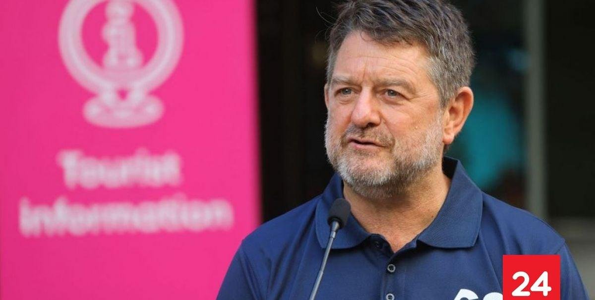 "Si hay algo que nos pueda perjudicar, bórralos": abogado querellante revela qué le habría dicho Orrego a Larraín