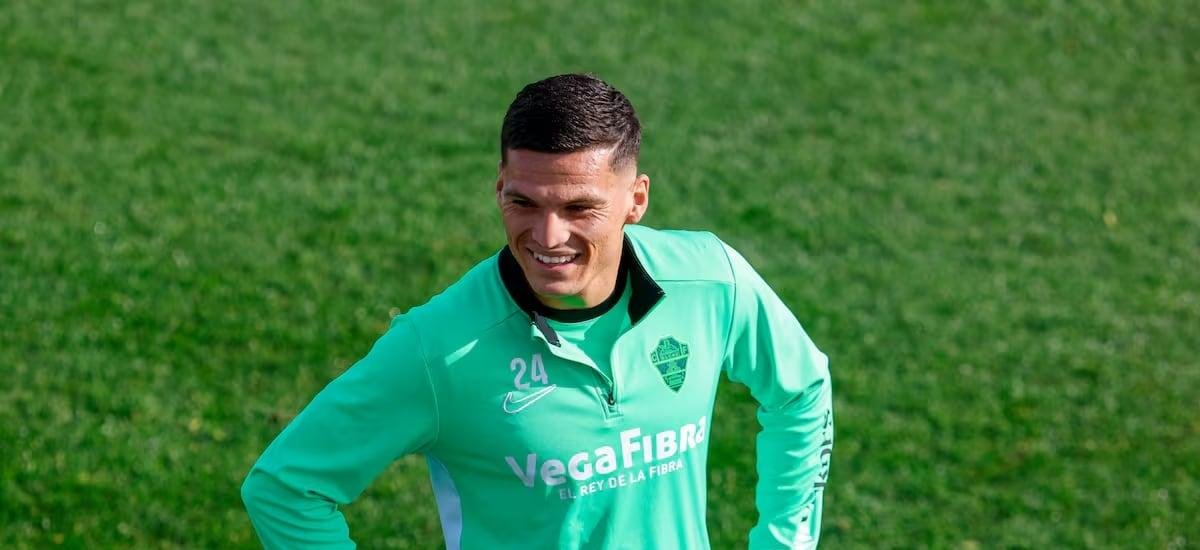 Dejó una gran impresión: prensa española elogió a Lucas Cepeda tras el empate del Elche