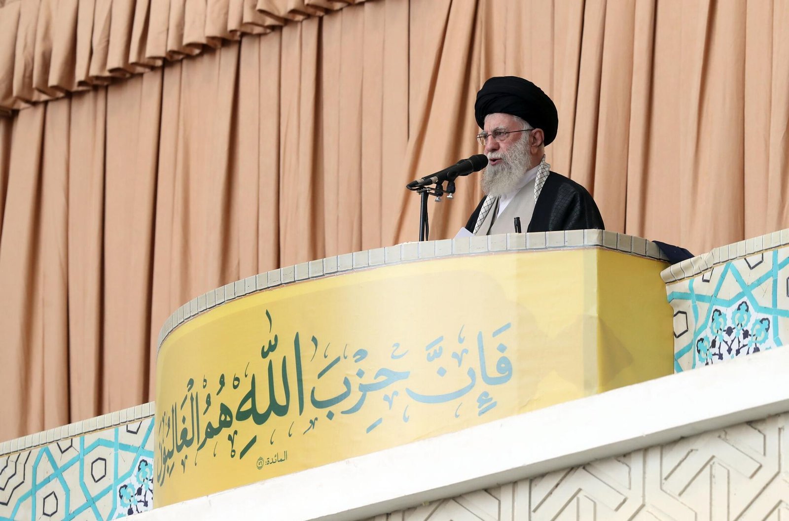 Medios oficiales de Irán confirman la muerte del líder supremo Ayatollah Ali Khamenei