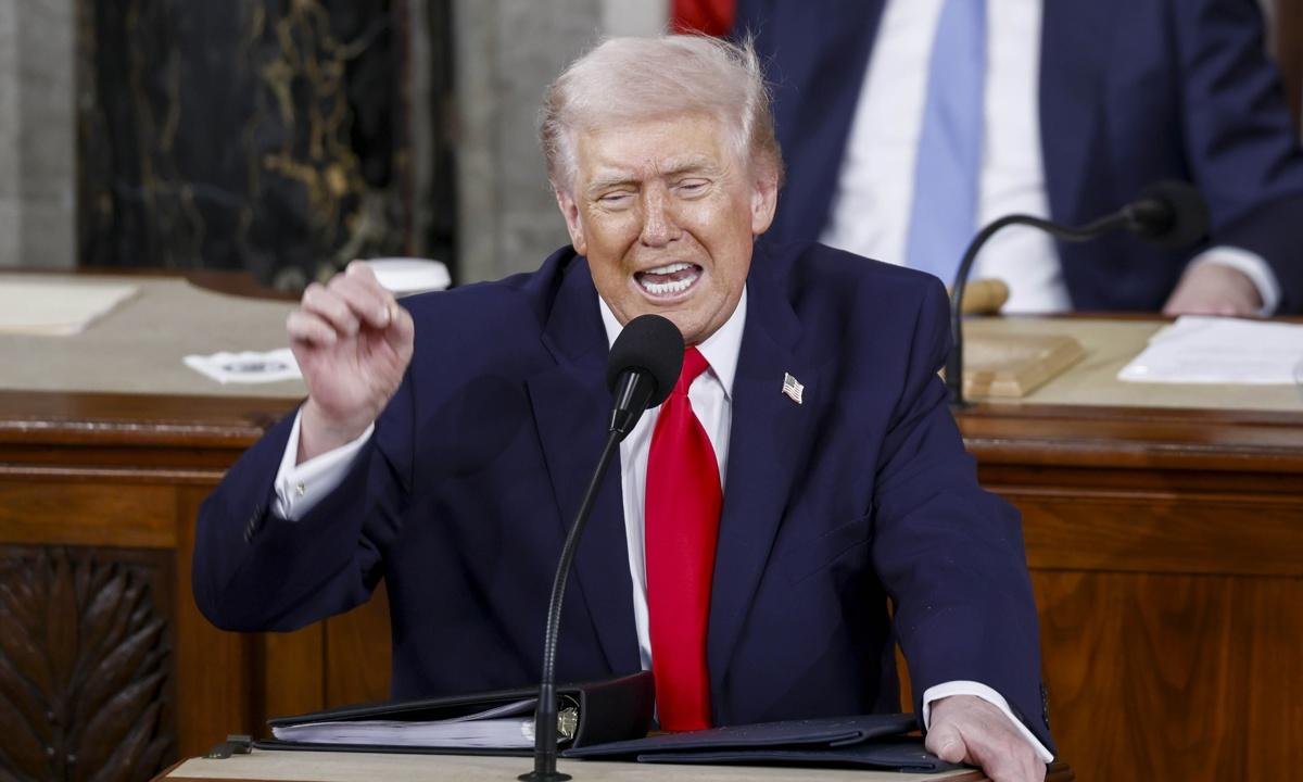 Donald Trump arremete contra Robert De Niro y lo llama “mentalmente inestable”