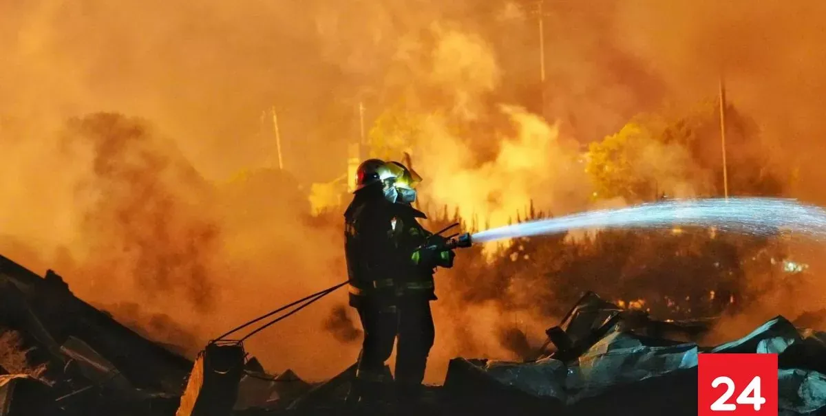 Al menos 21 personas fallecidas tras explosión en fábrica de fuegos artificiales en China