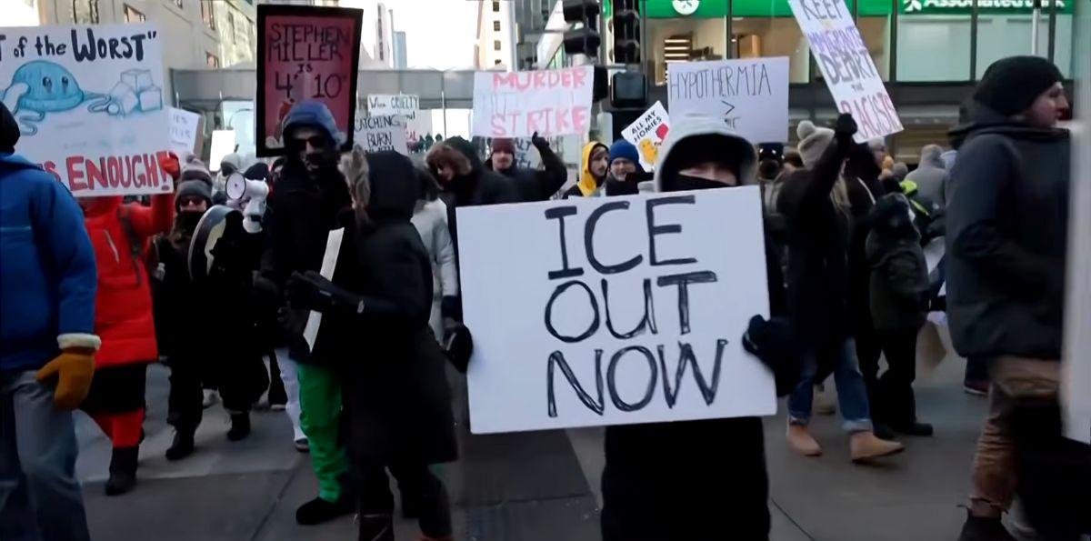 Jueza rechaza frenar operativo del ICE en Minneapolis pese a muertes y protestas