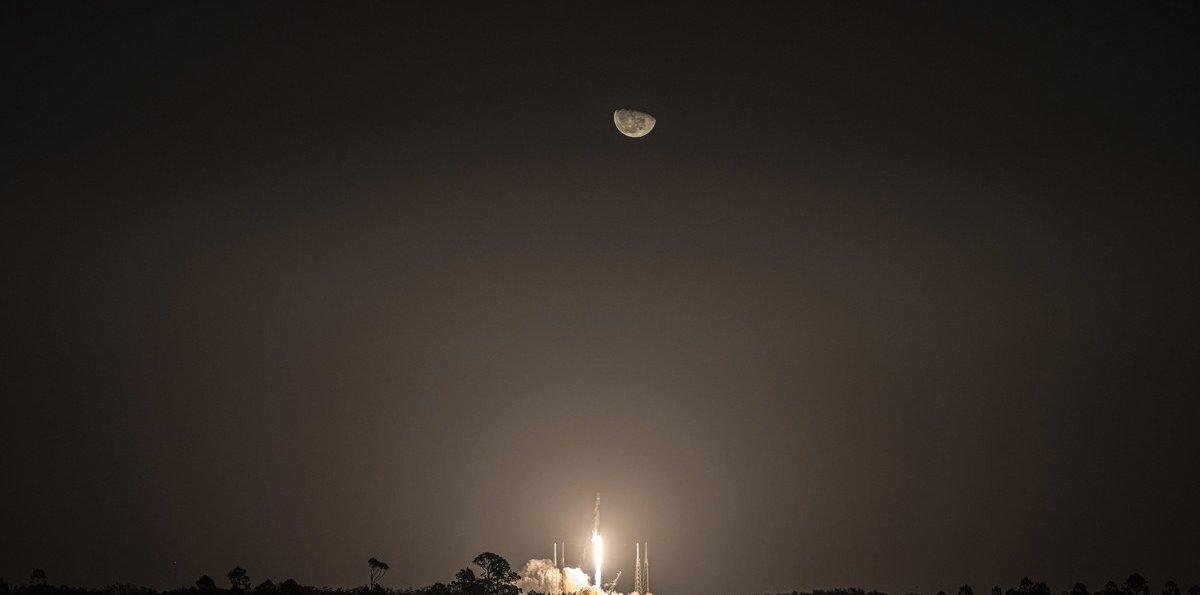 Elon Musk: SpaceX priorizará la construcción de una ciudad en la Luna y no en Marte