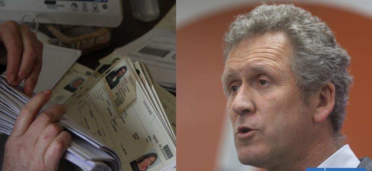 Ministro Muñoz cuestiona extensión de licencias de conducir: "Es volver a patear el problema"