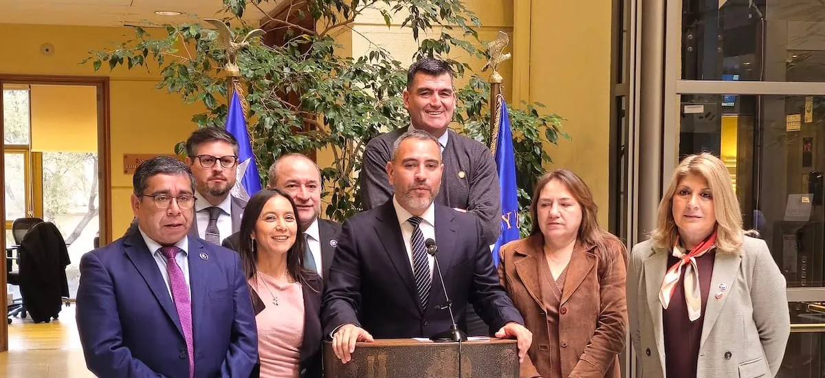 PDG critica no tener representación en comisión mixta de la megarreforma y acusan “una colusión entre la izquierda y la derecha”