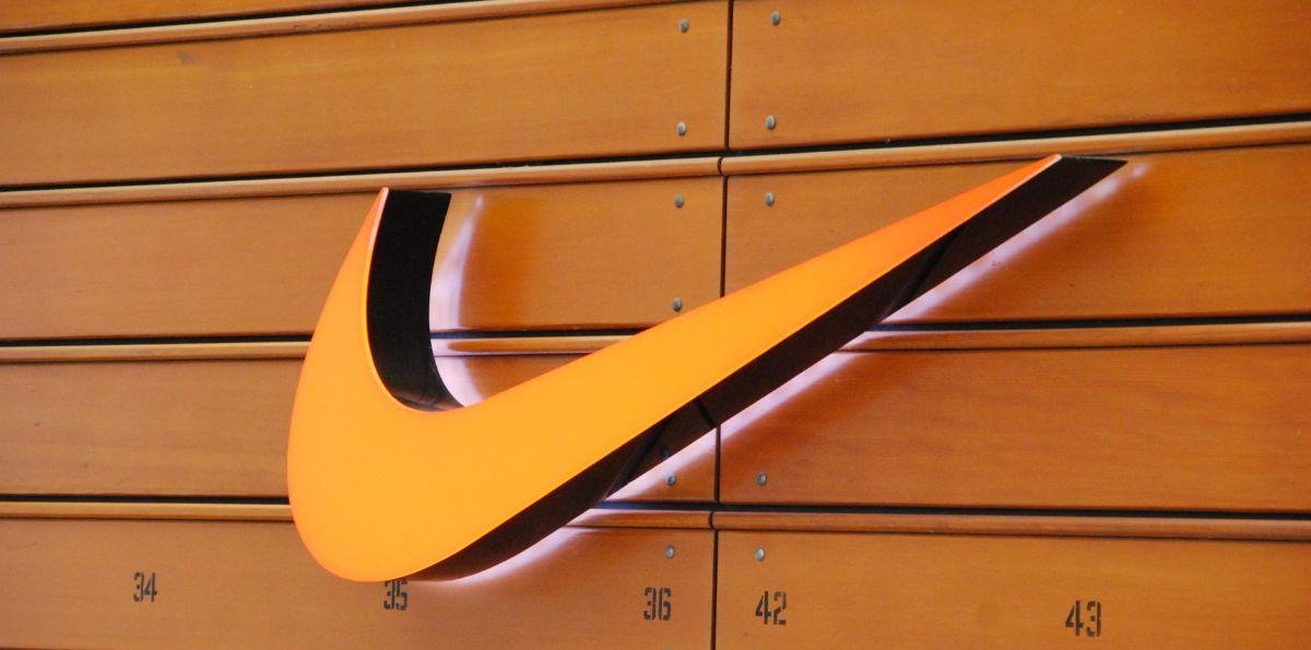 Denuncia contra Nike: administración Trump investiga presuntas discriminaciones raciales hacia “trabajadores blancos”