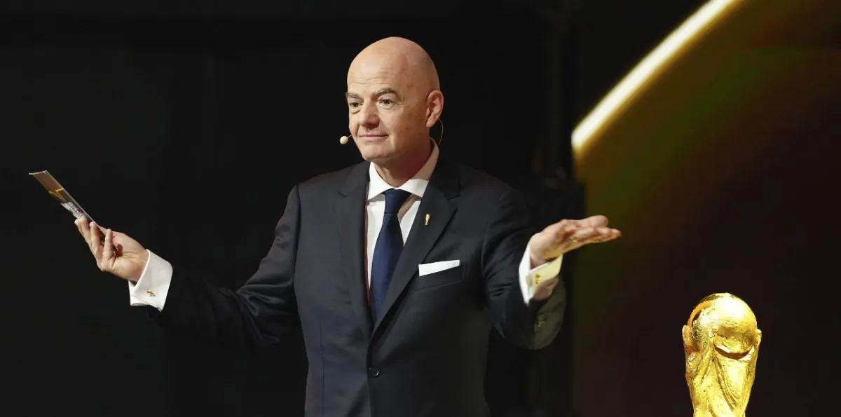 La FIFA admitió errores en su propuesta de privatizar el Mundial y advirtió que no tolerará más ataques